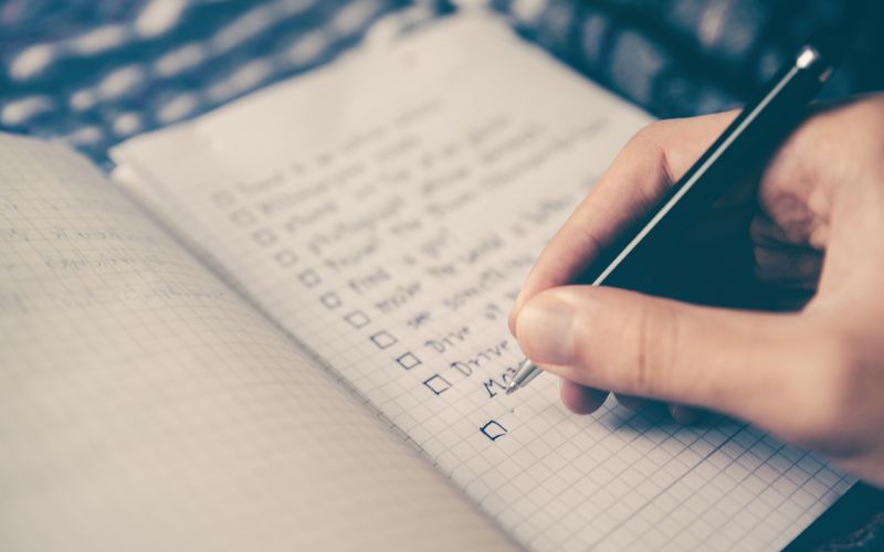 Cómo Crear Una Lista De Verificación Antes De Salir De Viaje