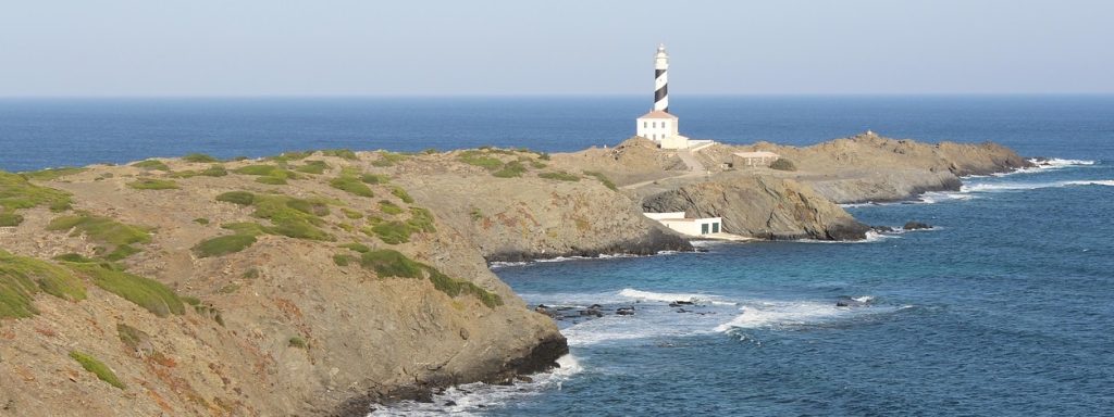 Faros De Menorca En Abril